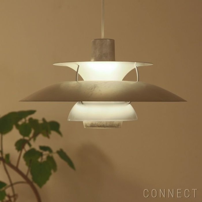 【ルイスポールセン/Louis Poulsen / GOODS】のPH5Retake(リテイク)/ペンダントライト インテリア・キッズ・メンズ・レディースファッション・服の通販 founy(ファニー) https://founy.com/ ホーム・キャンプ・アウトドア・お取り寄せ Home Living / Home & Lifestyle / Camping Gear / Outdoor Camping 家具・インテリア Home Furniture & Interior. Stylish & Functional Living Spaces ライト・照明 Lamps & Lighting Fixtures ペンダントライト・吊り下げ照明 Pendant Light / Hanging Light Fixture |ID: prp329100004328702 ipo3291000000035331088