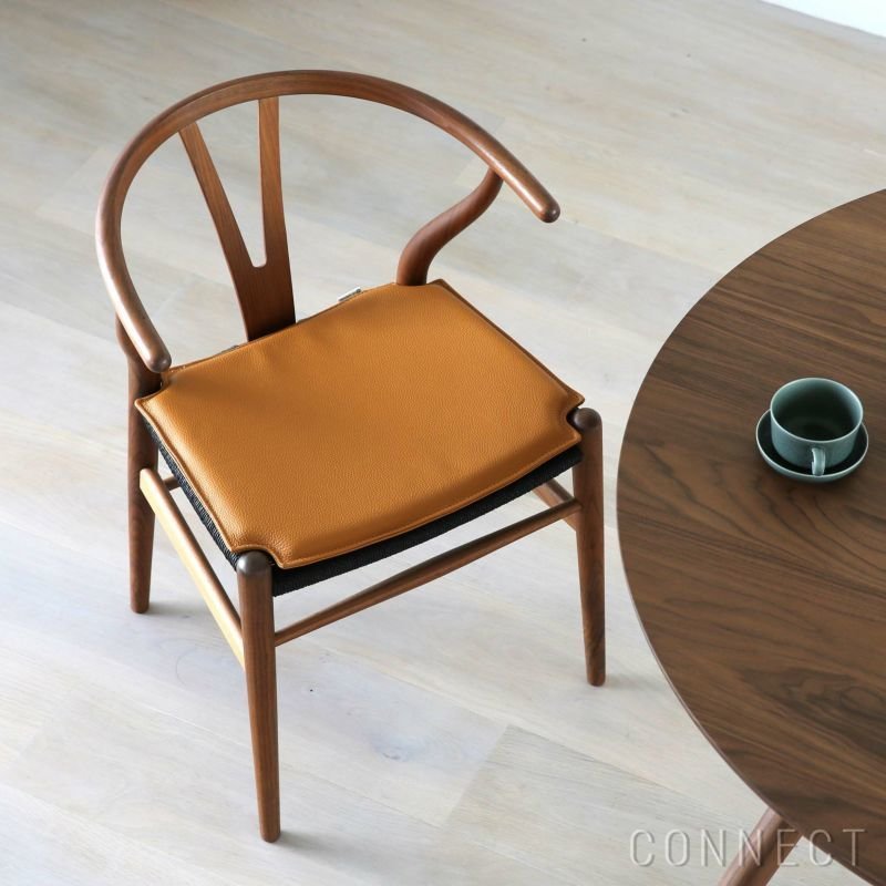 【カール ハンセン&サン/CARL HANSEN & SON / GOODS】のCUCH24Cushion/Yチェア(ワイチェア)専用両面レザークッション/ゴールデンブラウンLoke7050 人気、トレンドファッション・服の通販 founy(ファニー) 　クッション　Cushion, Throw Pillow　コレクション　Collection, Seasonal Line　コーティング　Coating, Coated Finish　ホーム・キャンプ・アウトドア・お取り寄せ　Home Living / Home & Lifestyle / Camping Gear / Outdoor Camping　家具・インテリア　Home Furniture & Interior. Stylish & Functional Living Spaces　その他 インテリア雑貨、家具　Home Decor & Furniture Extras　 other-1|ID: prp329100004413376 ipo3291000000031553798