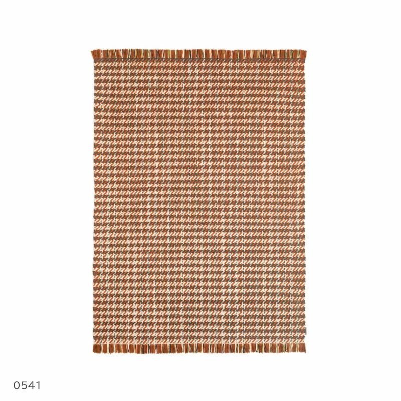 【クヴァドラ/Kvadrat / GOODS】のDashes(ダッシュス)/20135(180cm×240cm)/ラグ《滑り止めプレゼント》 人気、トレンドファッション・服の通販 founy(ファニー) 　クラシック　Classic　ツイル　Twill　ツイード　Tweed　フィット　Fit　フェルト　Felt　ヘリンボーン　Herringbone　モダン　Modern　ホーム・キャンプ・アウトドア・お取り寄せ　Home,Garden,Outdoor,Camping Gear　家具・インテリア　Furniture　その他 インテリア雑貨、家具　Furniture, Interior, Others　 other-1|ID: prp329100004475474 ipo3291000000031553807