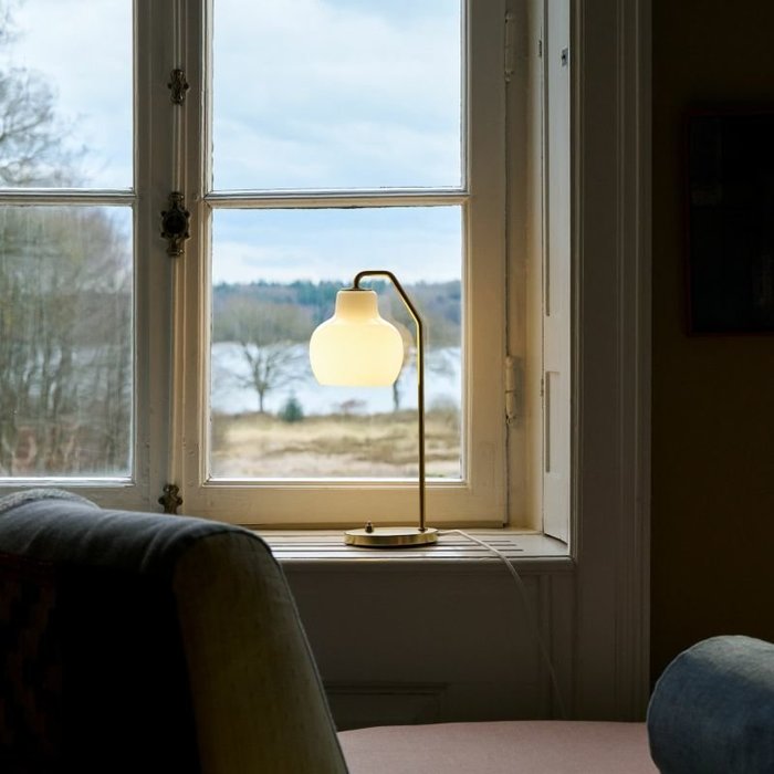 【ルイスポールセン/Louis Poulsen / GOODS】のVLRingCrownTableLamp(VLリングクラウン)/テーブルランプ インテリア・キッズ・メンズ・レディースファッション・服の通販 founy(ファニー) https://founy.com/ ガラス Glass, Glassware クラウン Crown, Royal Motif テーブル Table, Dining Table ホーム・キャンプ・アウトドア・お取り寄せ Home Living / Home & Lifestyle / Camping Gear / Outdoor Camping 家具・インテリア Home Furniture & Interior. Stylish & Functional Living Spaces ライト・照明 Lamps & Lighting Fixtures |ID: prp329100004715744 ipo3291000000034070811