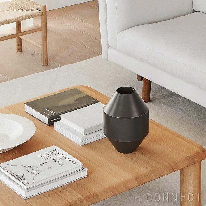 【フレデリシア/FREDERICIA / GOODS】のHydroBrassVases(ハイドロブラスヴェイス)/Model8211/フラワーベース/H30cm インテリア・キッズ・メンズ・レディースファッション・服の通販 founy(ファニー) https://founy.com/ フラワー Flower, Floral モダン Modern, Contemporary ホーム・キャンプ・アウトドア・お取り寄せ Home Living / Home & Lifestyle / Camping Gear / Outdoor Camping 家具・インテリア Home Furniture & Interior. Stylish & Functional Living Spaces その他 インテリア雑貨、家具 Home Decor & Furniture Extras |ID: prp329100004725376 ipo3291000000034145594