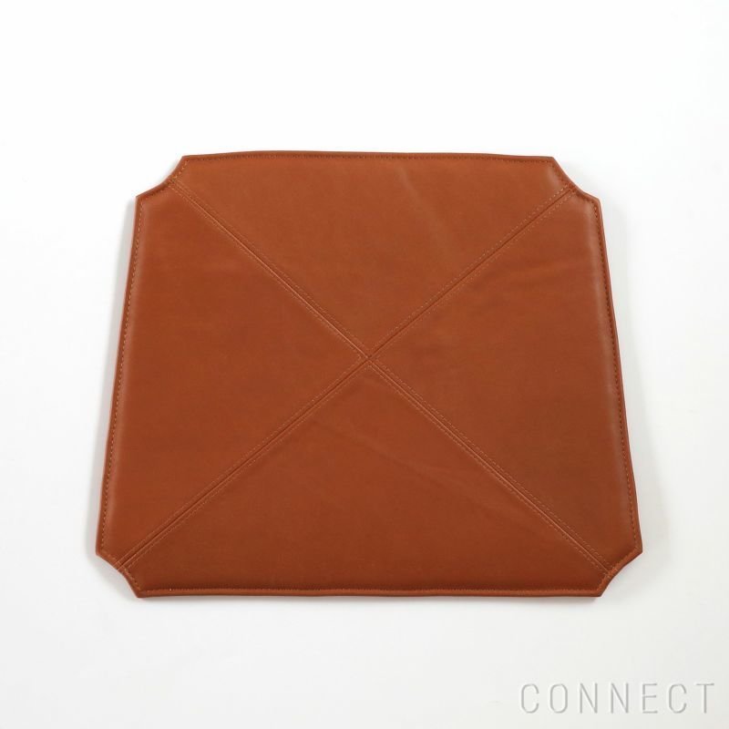 【フレデリシア/FREDERICIA / GOODS】のJ39モーエンセンチェア専用シートクッション/コニャック 人気、トレンドファッション・服の通販 founy(ファニー) 　クッション　Cushion, Throw Pillow　シンプル　Simple, Minimal　ダブル　Double, Double-Breasted　ホーム・キャンプ・アウトドア・お取り寄せ　Home Living / Home & Lifestyle / Camping Gear / Outdoor Camping　家具・インテリア　Home Furniture & Interior. Stylish & Functional Living Spaces　その他 インテリア雑貨、家具　Home Decor & Furniture Extras　 other-1|ID: prp329100004725407 ipo3291000000034145630