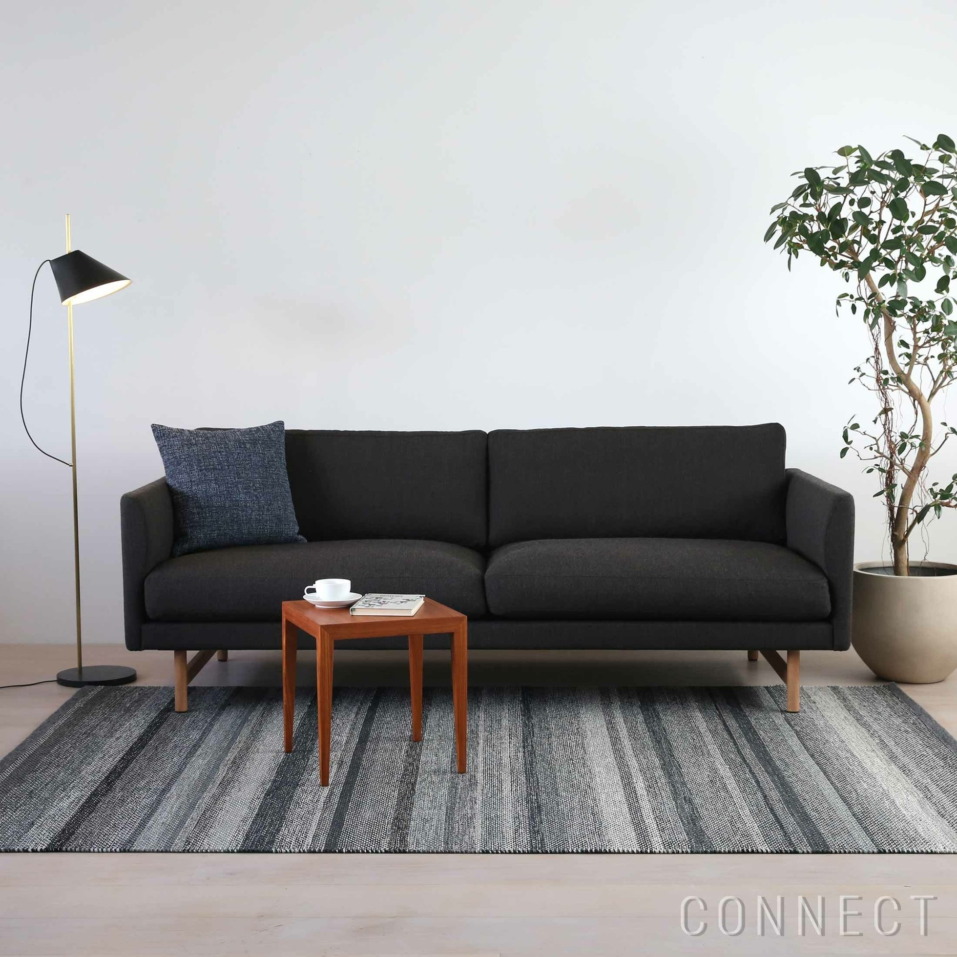 【フレデリシア/FREDERICIA / GOODS】のCalmo2Seater95(カルモソファ2シーター)ウッドベースModel5652/オーク材・ラッカー仕上げ/Fiord391 人気、トレンドファッション・服の通販 founy(ファニー) 　ウッド　Wooden Design　エレガント 上品　Elegant　クッション　Cushion, Throw Pillow　シンプル　Simple, Minimal　バランス　Balance, Style Balance　フォーム　Form　ラップ　Wrap, Wrap Design　リラックス　Relax, Relaxed Fit　ホーム・キャンプ・アウトドア・お取り寄せ　Home Living / Home & Lifestyle / Camping Gear / Outdoor Camping　家具・インテリア　Home Furniture & Interior. Stylish & Functional Living Spaces　その他 インテリア雑貨、家具　Home Decor & Furniture Extras　 other-1|ID: prp329100004725413 ipo3291000000035453014