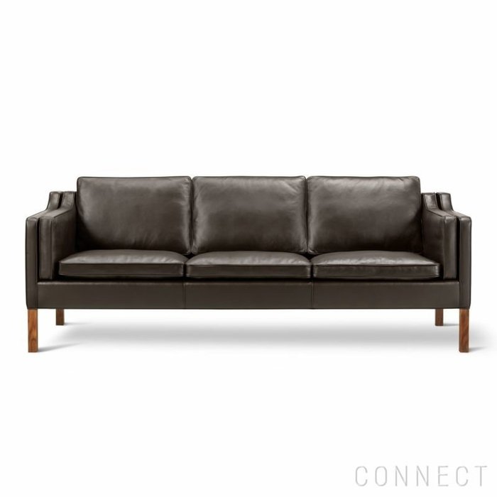 【フレデリシア/FREDERICIA / GOODS】のMogensen2213Sofa(モーエンセンソファ)/Model2213/ウォルナット材・オイル仕上げ/Organic906/3人掛け インテリア・キッズ・メンズ・レディースファッション・服の通販 founy(ファニー) https://founy.com/ オイル Body Oil シンプル Simple, Minimal ホーム・キャンプ・アウトドア・お取り寄せ Home Living / Home & Lifestyle / Camping Gear / Outdoor Camping 家具・インテリア Home Furniture & Interior. Stylish & Functional Living Spaces ソファー Couches & Sofas |ID: prp329100004725415 ipo3291000000034145638