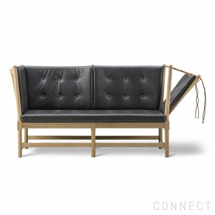 【フレデリシア/FREDERICIA / GOODS】のTheSpoke-BackSofa(スポークバックソファ)/Model1789/2シーター/オーク材・ソープ仕上げ/レザー(OmniBlack301) インテリア・キッズ・メンズ・レディースファッション・服の通販 founy(ファニー) https://founy.com/ クッション Cushion, Throw Pillow 人気 Popular, Best Seller ファブリック Fabric, Textile フレーム Frame, Outline ラップ Wrap, Wrap Design ホーム・キャンプ・アウトドア・お取り寄せ Home Living / Home & Lifestyle / Camping Gear / Outdoor Camping 家具・インテリア Home Furniture & Interior. Stylish & Functional Living Spaces ソファー Couches & Sofas |ID: prp329100004725419 ipo3291000000034145642