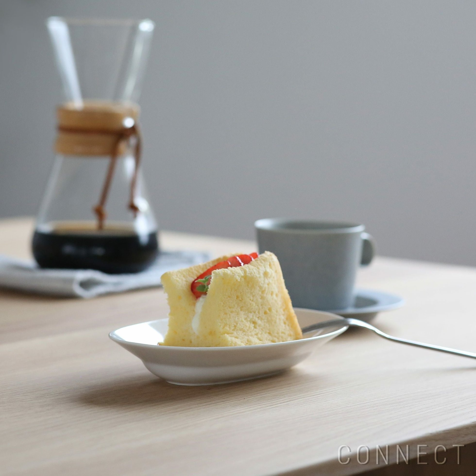 【イイホシユミコさんの器/yumiko iihoshi porcelain / GOODS】のyumikoiihoshiporcelain(イイホシユミコ)/OvalplateS/オーバルプレート S(dewwhite) 人気、トレンドファッション・服の通販 founy(ファニー) オーバル Oval Design テーブル Table, Dining Table デザート Dessert, Sweet Treat プレート Plate, Dish other-1|ID: prp329100004863363 ipo3291000000036156913