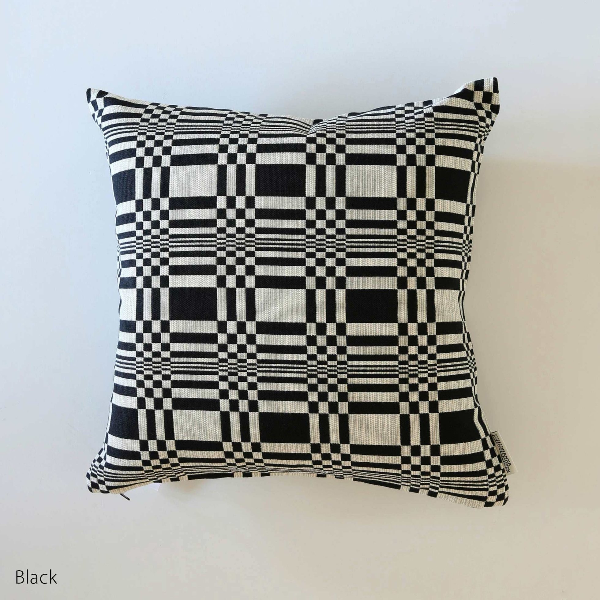 【その他のブランド/Other】のJOHANNAGULLICHSEN(ヨハンナ・グリクセン)45×45cmクッションカバーDoris ドリス 人気、トレンドファッション・服の通販 founy(ファニー) 　クッション　Cushion, Throw Pillow　ファブリック　Fabric, Textile　ホーム・キャンプ・アウトドア・お取り寄せ　Home Living / Home & Lifestyle / Camping Gear / Outdoor Camping　家具・インテリア　Home Furniture & Interior. Stylish & Functional Living Spaces　その他 インテリア雑貨、家具　Home Decor & Furniture Extras　 other-1|ID: prp329100004863808 ipo3291000000036181860