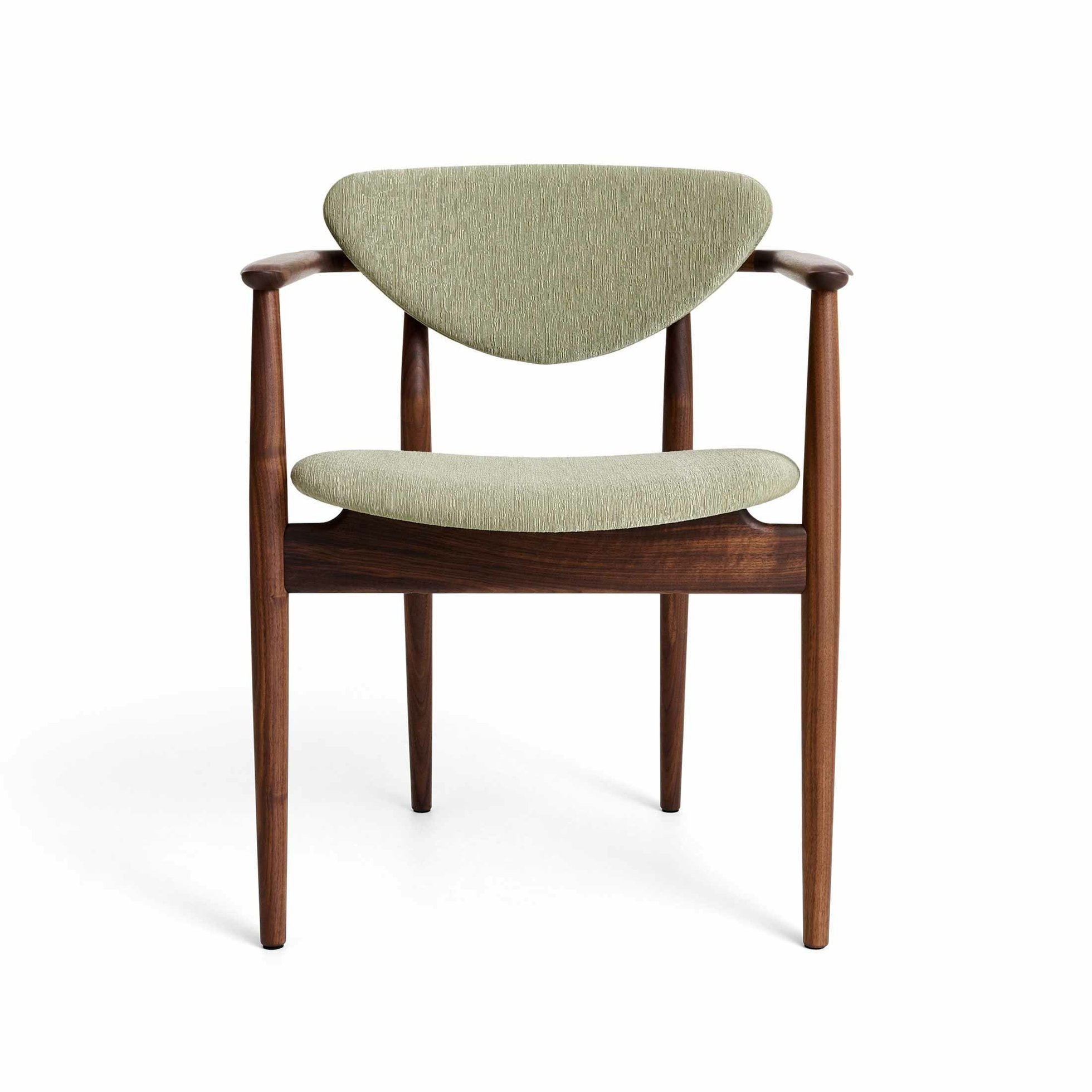 【ハウス オブ フィン ユール/HOUSE OF FINN JUHL / GOODS】のHOUSEOFFINNJUHL(ハウス・オブ・フィンユール)/109CHAIR/ウォルナット材・オイル仕上げ/SAHCO(サコ)Beda970/アームチェア 大人の最旬トレンドファッション＆コーディネート founy(ファウニー) 　オイル　Body Oil　フィット　Fit, Slim Fit　ホーム・キャンプ・アウトドア・お取り寄せ　Home Living / Home & Lifestyle / Camping Gear / Outdoor Camping　家具・インテリア　Home Furniture & Interior. Stylish & Functional Living Spaces　チェア・椅子　Seating & Chairs　アームチェア・アクセントチェア　Armchairs & Accent Chairs　 other-1|ID: prp329100004965385 ipo3291000000037254347