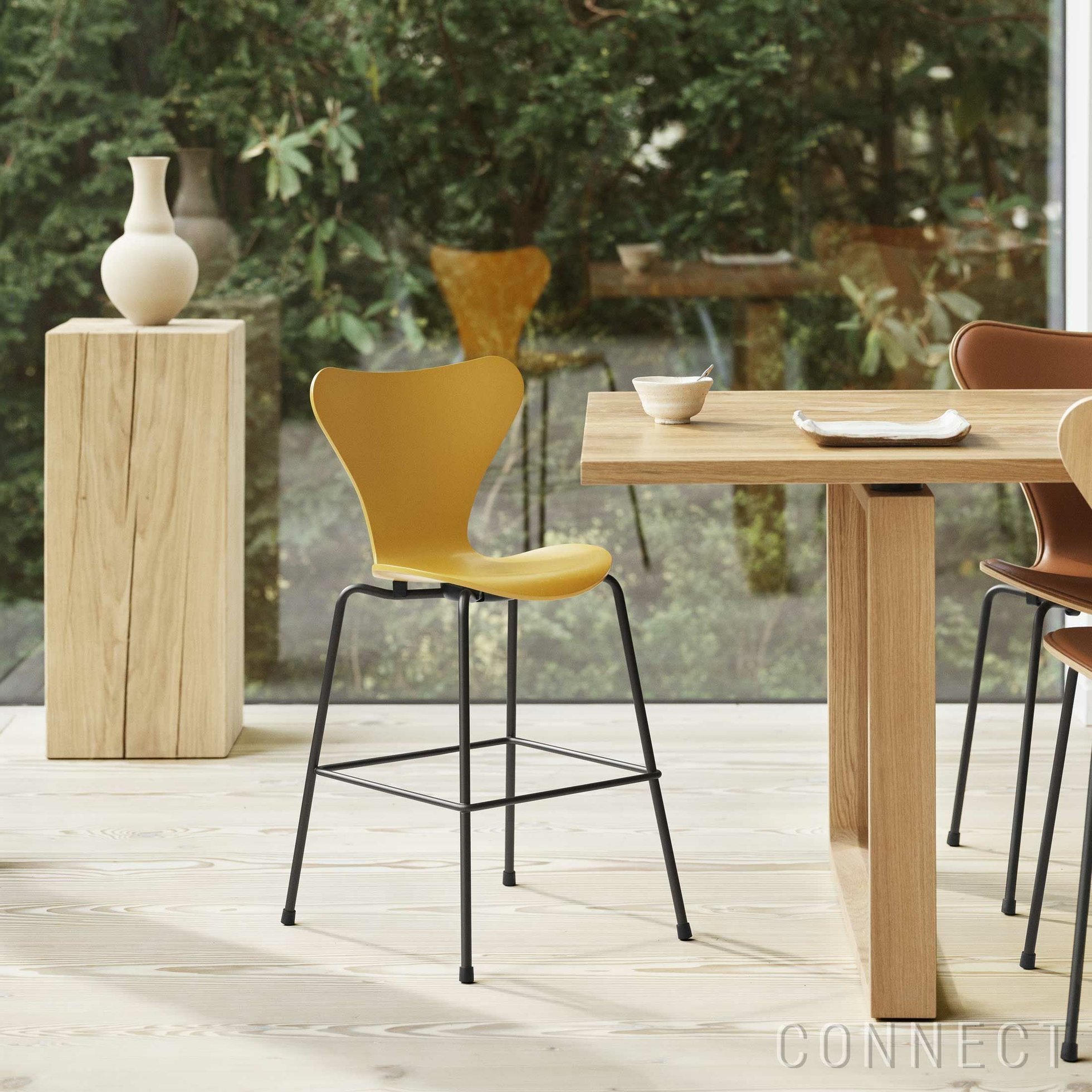 【フリッツ ハンセン/FRITZ HANSEN / GOODS】のSERIES7(セブンチェア)/子供用ハイチェア/バーントイエロー/ブラウンブロンズ脚 大人の最旬トレンドファッション＆コーディネート founy(ファウニー) 　テーブル　Table, Dining Table　ビビッド　Vivid, Bright Tone　フェルト　Felt, Felt Fabric　モダン　Modern, Contemporary　ホーム・キャンプ・アウトドア・お取り寄せ　Home Living / Home & Lifestyle / Camping Gear / Outdoor Camping　家具・インテリア　Home Furniture & Interior. Stylish & Functional Living Spaces　その他 インテリア雑貨、家具　Home Decor & Furniture Extras　 other-1|ID: prp329100004965783 ipo3291000000037254816