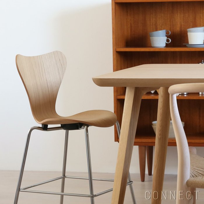 【フリッツ ハンセン/FRITZ HANSEN / GOODS】のSERIES7(セブンチェア)/子供用ハイチェア/オーク/ナチュラルウッド インテリア・キッズ・メンズ・レディースファッション・服の通販 founy(ファウニー) https://founy.com/ ウッド Wooden Design テーブル Table, Dining Table フェルト Felt, Felt Fabric ホーム・キャンプ・アウトドア・お取り寄せ Home Living / Home & Lifestyle / Camping Gear / Outdoor Camping 家具・インテリア Home Furniture & Interior. Stylish & Functional Living Spaces その他 インテリア雑貨、家具 Home Decor & Furniture Extras |ID: prp329100004965853 ipo3291000000037254946