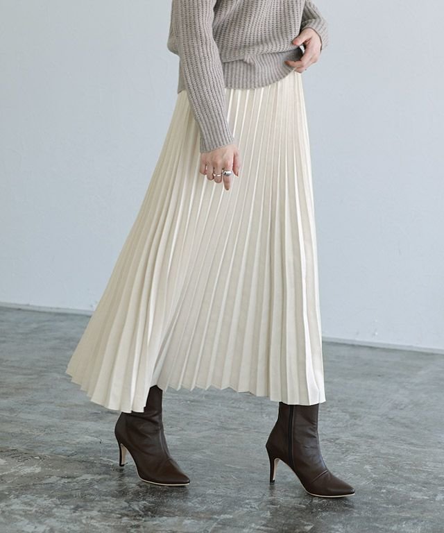 【ピエロ/Pierrot】のスエードタッチロングプリーツスカート インテリア・キッズ・メンズ・レディースファッション・服の通販 founy(ファニー) https://founy.com/ ファッション Fashion レディースファッション WOMEN スカート Skirt プリーツスカート Pleated Skirts フェイクスエード Faux Suede フェミニン Feminine フレア Flare プチプライス・低価格 Affordable プリーツ Pleats ロング Long エレガント 上品 Elegant 再入荷 Restock/Back In Stock/Re Arrival |ID: prp329100001119415 ipo3291000000028166001