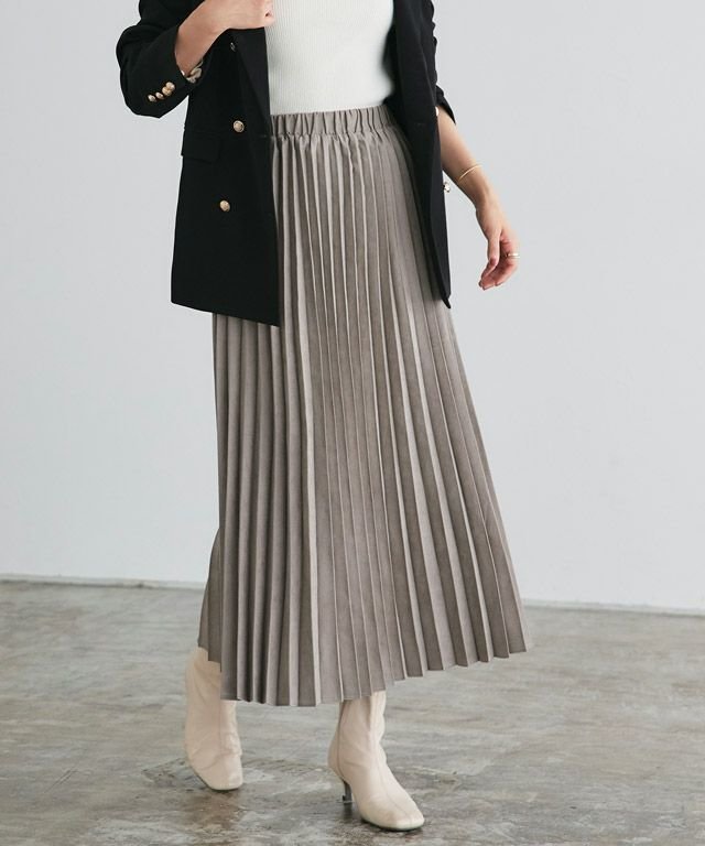 【ピエロ/Pierrot】のスエードタッチロングプリーツスカート インテリア・キッズ・メンズ・レディースファッション・服の通販 founy(ファニー) 　ファッション　Fashion　レディースファッション　WOMEN　スカート　Skirt　プリーツスカート　Pleated Skirts　フェイクスエード　Faux Suede　フェミニン　Feminine　フレア　Flare　プチプライス・低価格　Affordable　プリーツ　Pleats　ロング　Long　エレガント 上品　Elegant　再入荷　Restock/Back In Stock/Re Arrival　モカグレージュ|ID: prp329100001119415 ipo3291000000028166078