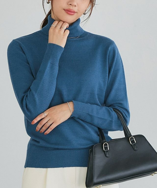 【ピエロ/Pierrot】のプレミアムカシミヤタッチタートルニット インテリア・キッズ・メンズ・レディースファッション・服の通販 founy(ファニー) 　ファッション　Fashion　レディースファッション　Fashion for Women　トップス・カットソー　Cut & Sew Tops　ニット　Knit Tops & Sweaters　送料無料　Free Shipping　シンプル　Simple, Minimal　タートルネック　Turtleneck, High Neck　フィット　Fit, Slim Fit　プチプライス・低価格　Affordable / Budget Price　ルーズ　Loose, Oversized　166cm / インディゴブルー / M|ID: prp329100001119968 ipo3291000000033940015