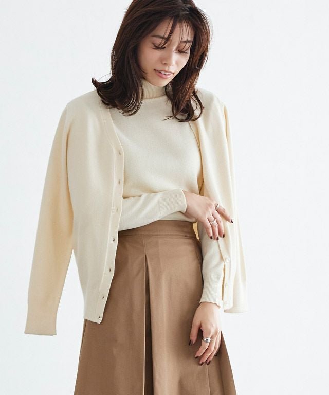 【ピエロ/Pierrot】のプレミアムカシミヤタッチタートルニット インテリア・キッズ・メンズ・レディースファッション・服の通販 founy(ファニー) 　ファッション　Fashion　レディースファッション　Fashion for Women　トップス・カットソー　Cut & Sew Tops　ニット　Knit Tops & Sweaters　送料無料　Free Shipping　シンプル　Simple, Minimal　タートルネック　Turtleneck, High Neck　フィット　Fit, Slim Fit　プチプライス・低価格　Affordable / Budget Price　ルーズ　Loose, Oversized　167cm / アイボリー / M|ID: prp329100001119968 ipo3291000000036069274