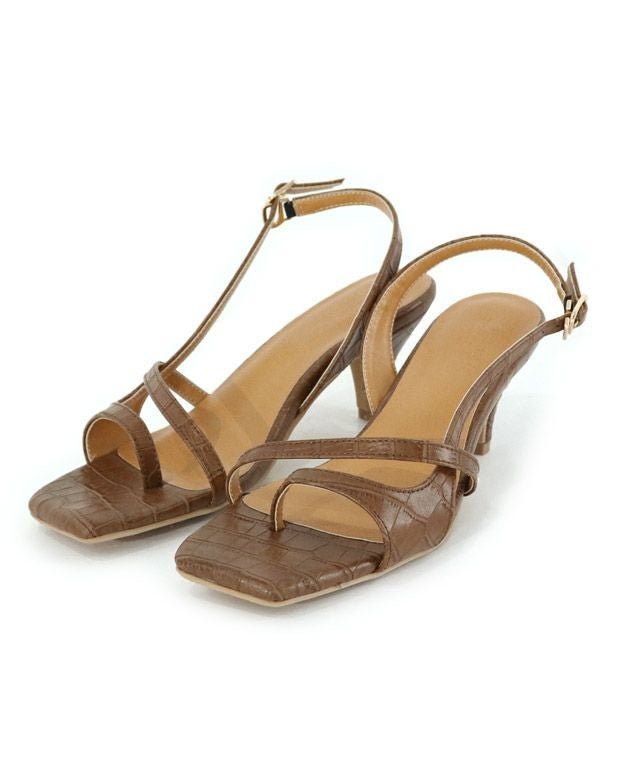 【ピエロ/Pierrot】の【アウトレットSALE!】アシンメトリーストラップ型押しサンダル インテリア・キッズ・メンズ・レディースファッション・服の通販 founy(ファニー) ファッション Fashion レディースファッション Fashion for Women アウトレット Outlet / Clearance サンダル Sandals, Summer Shoes シューズ Shoes, Footwear プチプライス・低価格 Affordable / Budget Price エレガント 上品 Elegant ブラウン|ID: prp329100001539006 ipo3291000000035996741