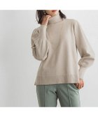 【ピエロ/Pierrot】のもっちりカシミヤタッチボリュームスリーブタートルニット ライトベージュ|ID: prp329100002074047 ipo3291000000031216330