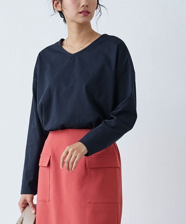 【ピエロ/Pierrot】の【Easy care】2wayロングスリーブTシャツ インテリア・キッズ・メンズ・レディースファッション・服の通販 founy(ファニー) 　ファッション　Fashion　レディースファッション　Fashion for Women　トップス・カットソー　Cut & Sew Tops　シャツ・ブラウス・オフィスカジュアル　Elegant Blouses & Button-Ups　ロングTシャツ・Tシャツ　Longline T-Shirts & Tees　シンプル　Simple, Minimal　スリーブ　Sleeve, Long Sleeve / Short Sleeve　プチプライス・低価格　Affordable / Budget Price　ロング　Long, Long-Length　エレガント 上品　Elegant　ネイビー|ID: prp329100002745037 ipo3291000000035769427