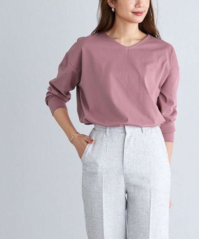【ピエロ/Pierrot】の【Easy care】2wayロングスリーブTシャツ インテリア・キッズ・メンズ・レディースファッション・服の通販 founy(ファニー) 　ファッション　Fashion　レディースファッション　Fashion for Women　トップス・カットソー　Cut & Sew Tops　シャツ・ブラウス・オフィスカジュアル　Elegant Blouses & Button-Ups　ロングTシャツ・Tシャツ　Longline T-Shirts & Tees　シンプル　Simple, Minimal　スリーブ　Sleeve, Long Sleeve / Short Sleeve　プチプライス・低価格　Affordable / Budget Price　ロング　Long, Long-Length　エレガント 上品　Elegant　スモークピンク|ID: prp329100002745037 ipo3291000000035769431
