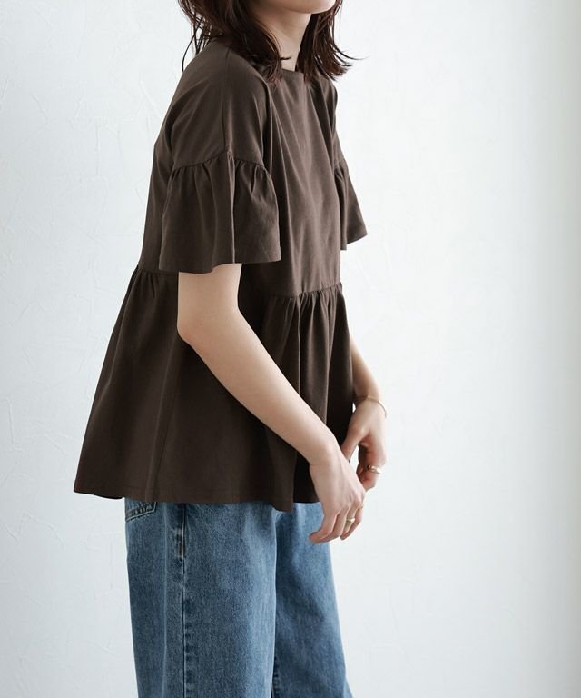 【ピエロ/Pierrot】の綿100% ギャザーフリルスリーブTシャツ インテリア・キッズ・メンズ・レディースファッション・服の通販 founy(ファニー) 　ファッション　Fashion　レディースファッション　Fashion for Women　トップス・カットソー　Cut & Sew Tops　シャツ・ブラウス・オフィスカジュアル　Elegant Blouses & Button-Ups　ロングTシャツ・Tシャツ　Longline T-Shirts & Tees　ギャザー　Gathered, Ruffled　フェミニン　Feminine, Girly　プチプライス・低価格　Affordable / Budget Price　167cm / ブラウン / M|ID: prp329100003207995 ipo3291000000035499894