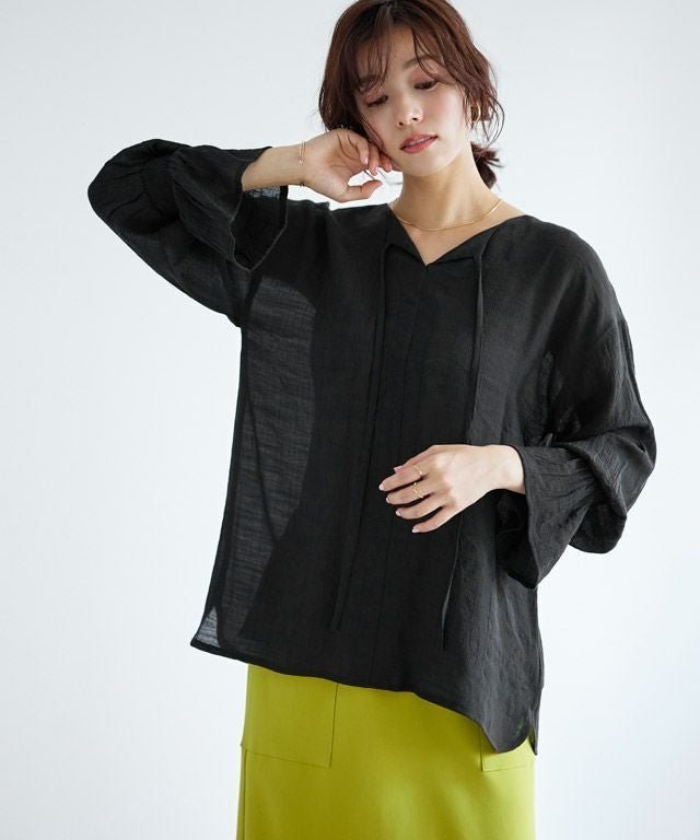 【ピエロ/Pierrot】の2wayシアースラブキャンディブラウス インテリア・キッズ・メンズ・レディースファッション・服の通販 founy(ファニー) https://founy.com/ ファッション Fashion レディースファッション Fashion for Women トップス・カットソー Cut & Sew Tops シャツ・ブラウス・オフィスカジュアル Elegant Blouses & Button-Ups スリーブ Sleeve, Long Sleeve / Short Sleeve デコルテ Décolleté, Neckline プチプライス・低価格 Affordable / Budget Price |ID: prp329100003221466 ipo3291000000036046912