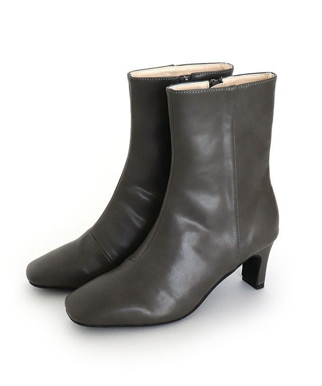 【ピエロ/Pierrot】のスクエアトゥミドルブーツ インテリア・キッズ・メンズ・レディースファッション・服の通販 founy(ファニー) 　ファッション　Fashion　レディースファッション　Fashion for Women　シューズ　Shoes, Footwear　シンプル　Simple, Minimal　プチプライス・低価格　Affordable / Budget Price　ミドル　Middle Length, Mid Height　グレー|ID: prp329100003721407 ipo3291000000036039863