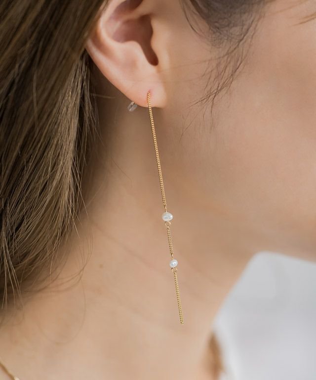 【ピエロ/Pierrot】の【silver925】アシンメトリーパールアメリカンピアス [Pierrot] インテリア・キッズ・メンズ・レディースファッション・服の通販 founy(ファニー) https://founy.com/ ファッション Fashion レディースファッション Fashion for Women アクセサリー Fashion Accessories シルバー Silver, Metallic Silver シンプル Simple, Minimal チェーン Chain, Chain Strap パール Pearl, Pearl Accent プチプライス・低価格 Affordable / Budget Price ランダム Random, Irregular ロング Long, Long-Length エレガント 上品 Elegant |ID: prp329100003721410 ipo3291000000026445179