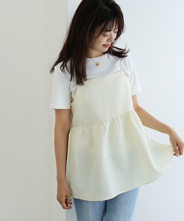 【ピエロ/Pierrot】のジャカードペプラムキャミブラウス インテリア・キッズ・メンズ・レディースファッション・服の通販 founy(ファニー) 　ファッション　Fashion　レディースファッション　Fashion for Women　トップス・カットソー　Cut & Sew Tops　キャミソール&ノースリーブ　Camisoles & Sleeveless Tops　シャツ・ブラウス・オフィスカジュアル　Elegant Blouses & Button-Ups　インナー　Innerwear　ジャカード／ジャガード　Jacquard, Woven Pattern　フェミニン　Feminine, Girly　プチプライス・低価格　Affordable / Budget Price　ペプラム　Peplum, Flared Hem　ラップ　Wrap, Wrap Design　ジャカードペプラムキャミブラウス|ID: prp329100003783280 ipo3291000000031663227