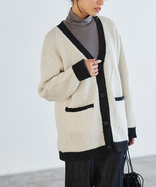 【ピエロ/Pierrot】のダイヤ柄配色カーディガン インテリア・キッズ・メンズ・レディースファッション・服の通販 founy(ファニー) https://founy.com/ ファッション Fashion レディースファッション Fashion for Women トップス・カットソー Cut & Sew Tops カーディガン・羽織り Layered Style Cardigans カーディガン Cardigan, Knitwear シンプル Simple, Minimal プチプライス・低価格 Affordable / Budget Price 羽織 Haori, Light Jacket |ID: prp329100003783402 ipo3291000000036043438