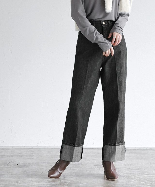 【ピエロ/Pierrot】のワイドストレートターンバックデニム 人気、トレンドファッション・服の通販 founy(ファニー) 　ファッション　Fashion　レディースファッション　WOMEN　パンツ　Pants　バッグ　Bag　ストレート　Straight　センター　Center　デニム　Denim　プチプライス・低価格　Affordable　ロールアップ　Roll Up　ワンポイント　One Point　 other-1|ID: prp329100003783407 ipo3291000000031635107