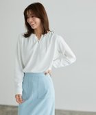 【ピエロ/Pierrot】の【アウトレットSALE!】防汚2wayボリュームスリーブブラウス 人気、トレンドファッション・服の通販 founy(ファニー) ファッション Fashion レディースファッション Fashion for Women トップス・カットソー Cut & Sew Tops シャツ・ブラウス・オフィスカジュアル Elegant Blouses & Button-Ups ボリューム袖・フリルスリーブブラウス Voluminous & Ruffle Sleeves / Puffy Sleeve Tops アウトレット Outlet / Clearance ギャザー Gathered, Ruffled パール Pearl, Pearl Accent プチプライス・低価格 Affordable / Budget Price エレガント 上品 Elegant thumbnail オフホワイト|ID: prp329100003872152 ipo3291000000036125465