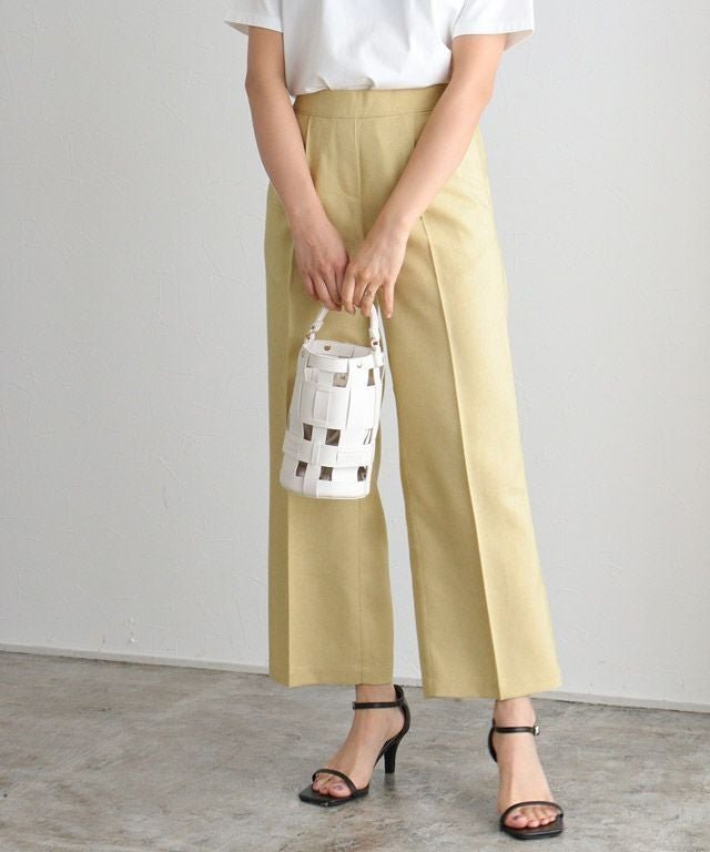 【ピエロ/Pierrot】の接触冷感リネンライクボックスパンツ インテリア・キッズ・メンズ・レディースファッション・服の通販 founy(ファニー) 　ファッション　Fashion　レディースファッション　Fashion for Women　パンツ　Pants & Trousers　ストレート　Straight, Straight Cut　センター　Center, Center Line　プチプライス・低価格　Affordable / Budget Price　ベーシック　Basic, Essential　リネン　Linen, Linen Fabric　エレガント 上品　Elegant　イエロー|ID: prp329100003889042 ipo3291000000036046027