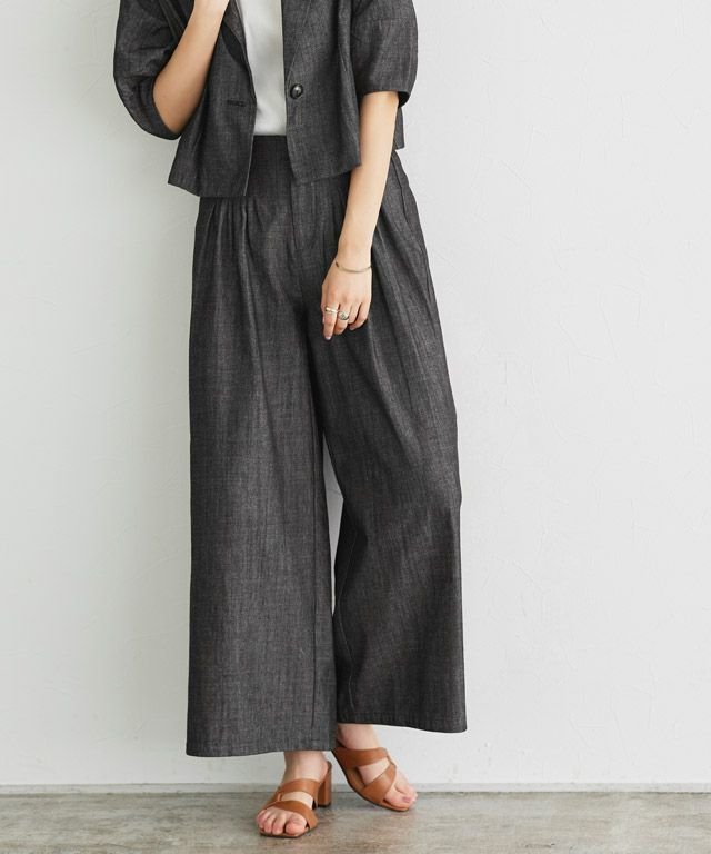 【ピエロ/Pierrot】のタックデザインワイドパンツ インテリア・キッズ・メンズ・レディースファッション・服の通販 founy(ファニー) https://founy.com/ ファッション Fashion レディースファッション Ladies' Fashion Online パンツ Pants シャンブレー Chambray プチプライス・低価格 Affordable ルーズ Loose ワイド Wide |ID: prp329100003928119 ipo3291000000025946379