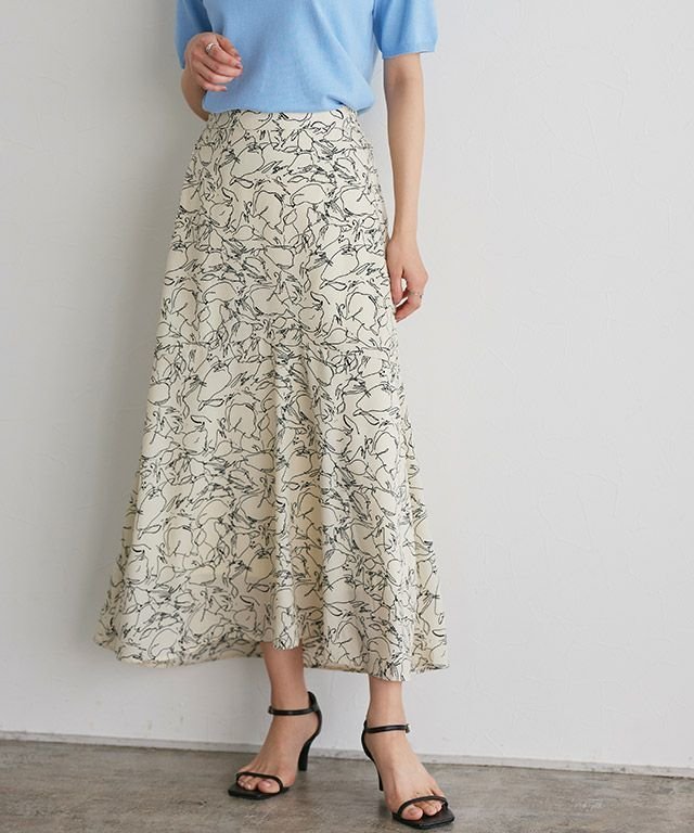 【ピエロ/Pierrot】の【アウトレットSALE!】線画裾切り替えヘムスカート インテリア・キッズ・メンズ・レディースファッション・服の通販 founy(ファニー) 　ファッション　Fashion　レディースファッション　Fashion for Women　スカート　Skirts　アウトレット　Outlet / Clearance　シンプル　Simple, Minimal　プチプライス・低価格　Affordable / Budget Price　アイボリー|ID: prp329100003958124 ipo3291000000036124823