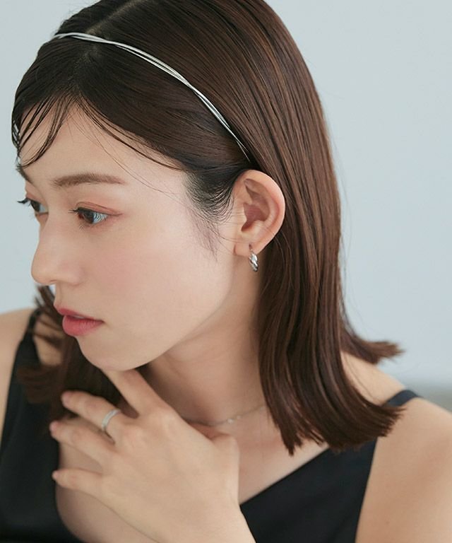 【ピエロ/Pierrot】のメタルツイストカチューシャ [Pierrot] インテリア・キッズ・メンズ・レディースファッション・服の通販 founy(ファニー) 　ファッション　Fashion　レディースファッション　Fashion for Women　シュシュ&ヘアアクセ/ヘアアレンジ　Scrunchies & Hair Accessories　おすすめ　Recommended / Our Picks　アクセサリー　Fashion Accessories　コーティング　Coating, Coated Finish　ショート　Short, Short Length　シルバー　Silver, Metallic Silver　シンプル　Simple, Minimal　プチプライス・低価格　Affordable / Budget Price　メタル　Metal, Metal Parts　シルバー|ID: prp329100004078287 ipo3291000000036122276