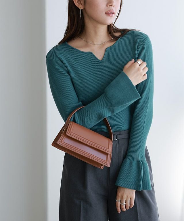 【ピエロ/Pierrot】のキーネックフレアスリーブニット インテリア・キッズ・メンズ・レディースファッション・服の通販 founy(ファニー)  ファッション Fashion レディースファッション Fashion for Women トップス・カットソー Cut & Sew Tops ニット Knit Tops & Sweaters スリーブ Sleeve, Long Sleeve / Short Sleeve フレア Flare, Flared プチプライス・低価格 Affordable / Budget Price エレガント 上品 Elegant 166cm / ブルーグリーン / M|ID: prp329100004097034 ipo3291000000033064200