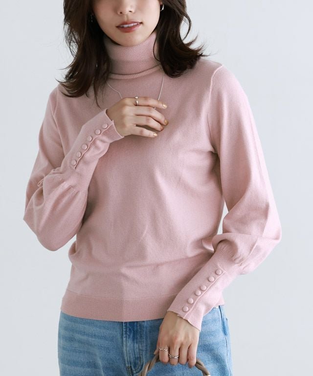 【ピエロ/Pierrot】のネックが選べるクルミボタンボリューム袖ニット インテリア・キッズ・メンズ・レディースファッション・服の通販 founy(ファニー) 　ファッション　Fashion　レディースファッション　Fashion for Women　トップス・カットソー　Cut & Sew Tops　ニット　Knit Tops & Sweaters　送料無料　Free Shipping　インナー　Innerwear　シンプル　Simple, Minimal　ジャケット　Jacket, Outerwear　プチプライス・低価格　Affordable / Budget Price　167cm / ライトピンク / タートルネック / M|ID: prp329100004097035 ipo3291000000036122437