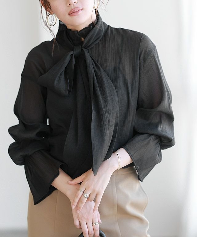 【ピエロ/Pierrot】のリボンフリルブラウス 人気、トレンドファッション・服の通販 founy(ファニー) ファッション Fashion レディースファッション Fashion for Women トップス・カットソー Cut & Sew Tops シャツ・ブラウス・オフィスカジュアル Elegant Blouses & Button-Ups インナー Innerwear スリーブ Sleeve, Long Sleeve / Short Sleeve フリル Frill, Ruffle プチプライス・低価格 Affordable / Budget Price リボン Ribbon, Bow 冬 Winter / This Winter other-1|ID: prp329100004110853 ipo3291000000032015780