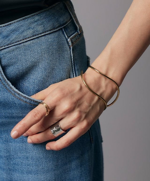 【ピエロ/Pierrot】のRASW メタルライナーバングル 人気、トレンドファッション・服の通販 founy(ファニー) 　ファッション　Fashion　レディースファッション　Fashion for Women　アクセサリー　Fashion Accessories　コーティング　Coating, Coated Finish　シルバー　Silver, Metallic Silver　シンプル　Simple, Minimal　トレンド　Trend, Trending Now　バングル　Bangle, Bracelet　プチプライス・低価格　Affordable / Budget Price　ライナー　Liner, Inner Layer　 other-1|ID: prp329100004123561 ipo3291000000036123008