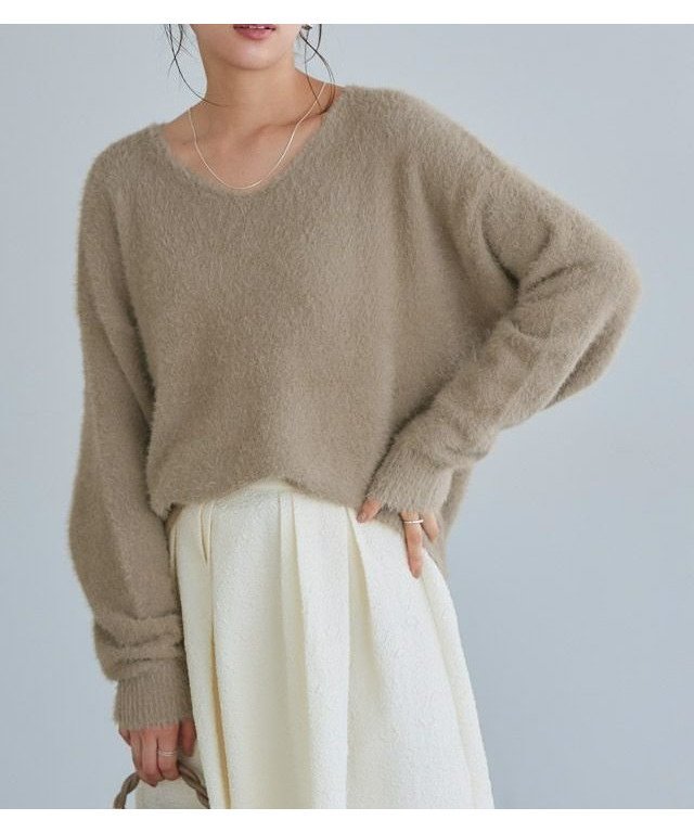 【ピエロ/Pierrot】の【B会場】選べるショートシャギーニット インテリア・キッズ・メンズ・レディースファッション・服の通販 founy(ファニー) 　ファッション　Fashion　レディースファッション　Fashion for Women　トップス・カットソー　Cut & Sew Tops　ニット　Knit Tops & Sweaters　コンパクト　Compact, Small Size　ストレート　Straight, Straight Cut　タートル　Turtleneck, Turtle Collar　ハイネック　High Neck, Mock Neck　バランス　Balance, Style Balance　プチプライス・低価格　Affordable / Budget Price　ボトム　Bottoms, Lower Wear　ベージュ|ID: prp329100004140594 ipo3291000000035482499