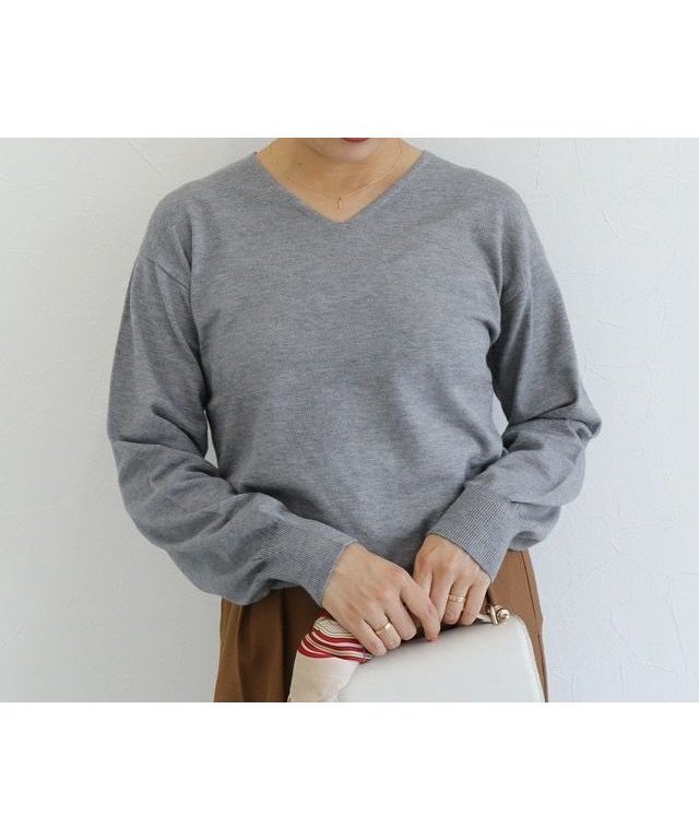 【ピエロ/Pierrot】の洗えるふんわりカシミヤタッチニット インテリア・キッズ・メンズ・レディースファッション・服の通販 founy(ファニー) 　ファッション　Fashion　レディースファッション　Fashion for Women　トップス・カットソー　Cut & Sew Tops　ニット　Knit Tops & Sweaters　送料無料　Free Shipping　インナー　Innerwear　シンプル　Simple, Minimal　プチプライス・低価格　Affordable / Budget Price　ベーシック　Basic, Essential　エレガント 上品　Elegant　洗える　Machine Washable　157cm / 杢グレー / Vネック / M|ID: prp329100004140595 ipo3291000000033833126