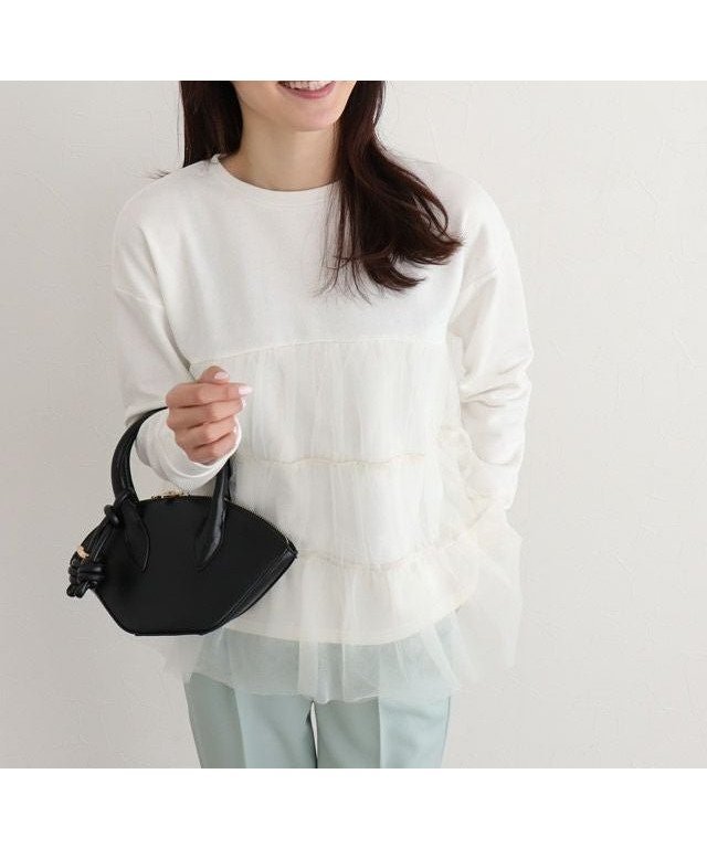 【ピエロ/Pierrot】のチュールティアードスウェット インテリア・キッズ・メンズ・レディースファッション・服の通販 founy(ファニー) 　ファッション　Fashion　レディースファッション　Fashion for Women　トップス・カットソー　Cut & Sew Tops　レディースパーカー・カジュアルフーディー　Casual Hoodies & Sweatshirts　スウェット・クルーネックトップス　Sweatshirts & Crewnecks / Relaxed Fit Sweat Tops　スウェット / スエット　Sweatshirt, Sweatwear　チュール　Tulip, Tulip Motif　ドッキング　Docking, Mixed Material　プチプライス・低価格　Affordable / Budget Price　163cm / オフホワイト / M|ID: prp329100004157830 ipo3291000000036120875