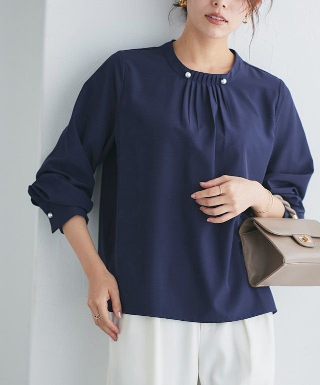 【ピエロ/Pierrot】のパールボタンタックブラウス インテリア・キッズ・メンズ・レディースファッション・服の通販 founy(ファニー) https://founy.com/ ファッション Fashion レディースファッション WOMEN トップス・カットソー Tops/Tshirt シャツ/ブラウス Shirts/Blouses パール Pearl プチプライス・低価格 Affordable エレガント 上品 Elegant |ID: prp329100004194455 ipo3291000000030881500