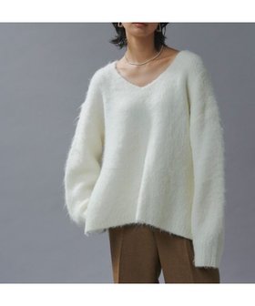 【ピエロ/Pierrot】 RASW シャギーVネックボリュームニット人気、トレンドファッション・服の通販 founy(ファニー) ファッション Fashion レディースファッション WOMEN トップス・カットソー Tops/Tshirt ニット Knit Tops Vネック V-Neck 送料無料 Free Shipping 2024年 2024 2024-2025秋冬・A/W Aw/Autumn/Winter/Fw/Fall/2024-2025 スリット Slit デコルテ Decolletage トレンド Trend プチプライス・低価格 Affordable ワイド Wide |ID:prp329100004209083