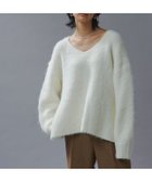 【ピエロ/Pierrot】のRASW シャギーVネックボリュームニット 人気、トレンドファッション・服の通販 founy(ファニー) ファッション Fashion レディースファッション WOMEN トップス・カットソー Tops/Tshirt ニット Knit Tops Vネック V-Neck 送料無料 Free Shipping 2024年 2024 2024-2025秋冬・A/W Aw/Autumn/Winter/Fw/Fall/2024-2025 スリット Slit デコルテ Decolletage トレンド Trend プチプライス・低価格 Affordable ワイド Wide thumbnail 166cm / オフホワイト / M|ID: prp329100004209083 ipo3291000000029182090