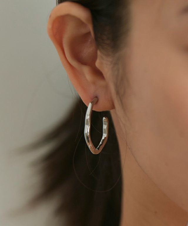 【ピエロ/Pierrot】のデフォルメフープピアス[Pierrot] インテリア・キッズ・メンズ・レディースファッション・服の通販 founy(ファニー) 　ファッション　Fashion　レディースファッション　Fashion for Women　アクセサリー　Fashion Accessories　コーティング　Coating, Coated Finish　シルバー　Silver, Metallic Silver　シンプル　Simple, Minimal　プチプライス・低価格　Affordable / Budget Price　シルバー|ID: prp329100004242386 ipo3291000000034725934