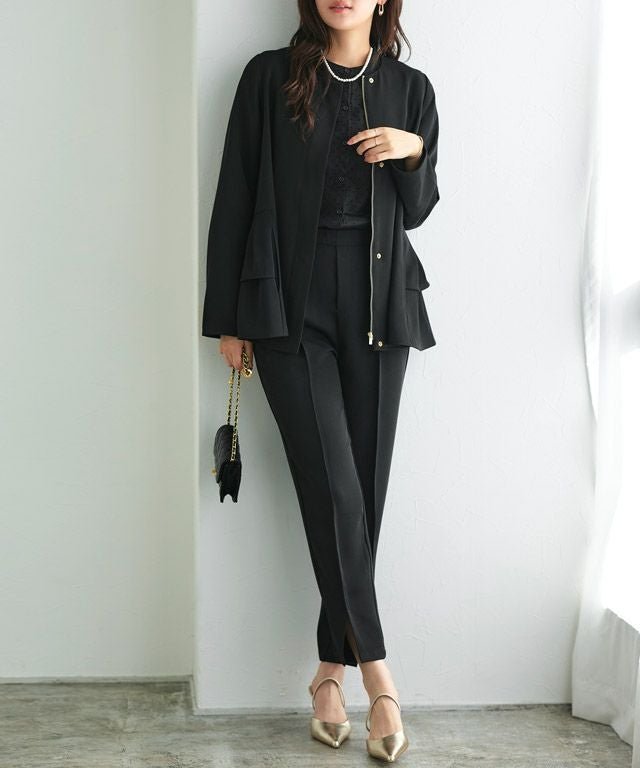 【ピエロ/Pierrot】の【A会場】バックフレアブルゾンセットアップ インテリア・キッズ・メンズ・レディースファッション・服の通販 founy(ファニー) https://founy.com/ ファッション Fashion レディースファッション Fashion for Women アウター Coat / Outerwear Collection ブルゾンジャケット・スポーティアウター Blouson Jackets バッグ Bags スーツ Business Suits & Workwear スーツセット・2点セット・レディーススーツ Suit Sets / 2-Piece Suits / Office Suit Sets 送料無料 Free Shipping インナー Innerwear スリット Slit, Slit Detail スーツ Suit, Formalwear プチプライス・低価格 Affordable / Budget Price エレガント 上品 Elegant |ID: prp329100004322433 ipo3291000000036121553