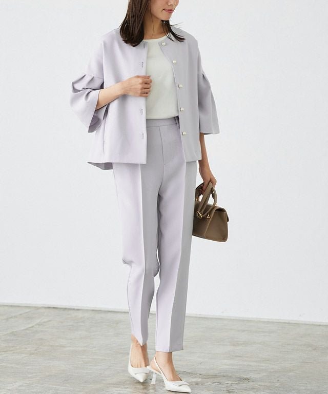 【ピエロ/Pierrot】の【A会場】パールボタンジャケットセットアップ インテリア・キッズ・メンズ・レディースファッション・服の通販 founy(ファニー) 　ファッション　Fashion　レディースファッション　Fashion for Women　アウター　Coat / Outerwear Collection　レディースジャケット・軽アウター　Jackets　スーツ　Business Suits & Workwear　スーツジャケット・オフィスブレザー　Suit Jackets / Blazers　スーツセット・2点セット・レディーススーツ　Suit Sets / 2-Piece Suits / Office Suit Sets　送料無料　Free Shipping　ジャケット　Jacket, Outerwear　ジョーゼット　Georgette, Semi-Sheer Fabric　スーツ　Suit, Formalwear　セットアップ　Set-Up, Coordinated Outfit　センター　Center, Center Line　パール　Pearl, Pearl Accent　プチプライス・低価格　Affordable / Budget Price　ベーシック　Basic, Essential　167cm / アイスグレー / M|ID: prp329100004322453 ipo3291000000035934218