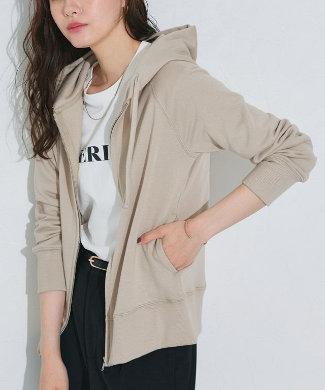 【ピエロ/Pierrot】のスウェットジップパーカー インテリア・キッズ・メンズ・レディースファッション・服の通販 founy(ファニー) 　ファッション　Fashion　レディースファッション　Fashion for Women　トップス・カットソー　Cut & Sew Tops　レディースパーカー・カジュアルフーディー　Casual Hoodies & Sweatshirts　スウェット・クルーネックトップス　Sweatshirts & Crewnecks / Relaxed Fit Sweat Tops　送料無料　Free Shipping　ジャケット　Jacket, Outerwear　パーカー　Hoodie, Parka　フィット　Fit, Slim Fit　プチプライス・低価格　Affordable / Budget Price　エレガント 上品　Elegant　定番　Standard, Basic Item　167cm / グレージュ / M|ID: prp329100004364380 ipo3291000000034759186