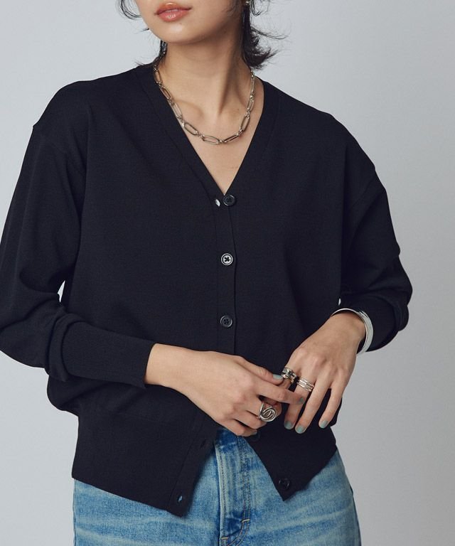 【ピエロ/Pierrot】のRASW 多機能Vネックカーディガン インテリア・キッズ・メンズ・レディースファッション・服の通販 founy(ファニー) https://founy.com/ ファッション Fashion レディースファッション WOMEN トップス・カットソー Tops/Tshirt カーディガン Cardigans Vネック V-Neck 送料無料 Free Shipping 2025年 2025 2025春夏・S/S Ss,Spring/Summer,2025 ウォッシャブル Washable カーディガン Cardigan シンプル Simple デコルテ Decolletage プチプライス・低価格 Affordable エレガント 上品 Elegant 定番 Standard |ID: prp329100004369979 ipo3291000000031864737