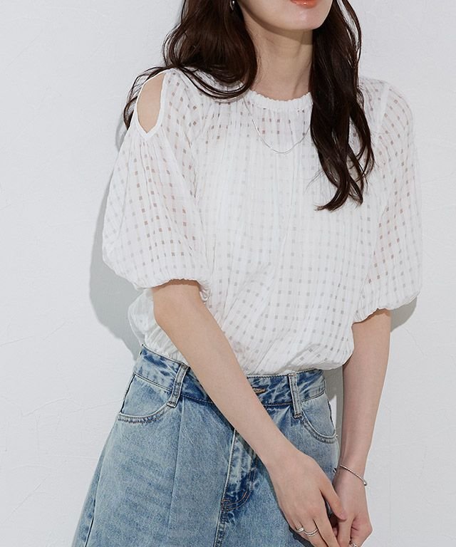 【ピエロ/Pierrot】のシアーチェックショルダーカットブラウス インテリア・キッズ・メンズ・レディースファッション・服の通販 founy(ファニー) ファッション Fashion レディースファッション Fashion for Women トップス・カットソー Cut & Sew Tops シャツ・ブラウス・オフィスカジュアル Elegant Blouses & Button-Ups カッティング Cutting Detail シアー Sheer, See-Through チェック Check, Plaid, Tartan トレンド Trend, Trending Now プチプライス・低価格 Affordable / Budget Price シアーチェックショルダーカットブラウス|ID: prp329100004408971 ipo3291000000036120254